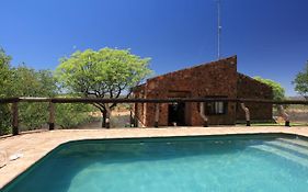 Onduri Lodge